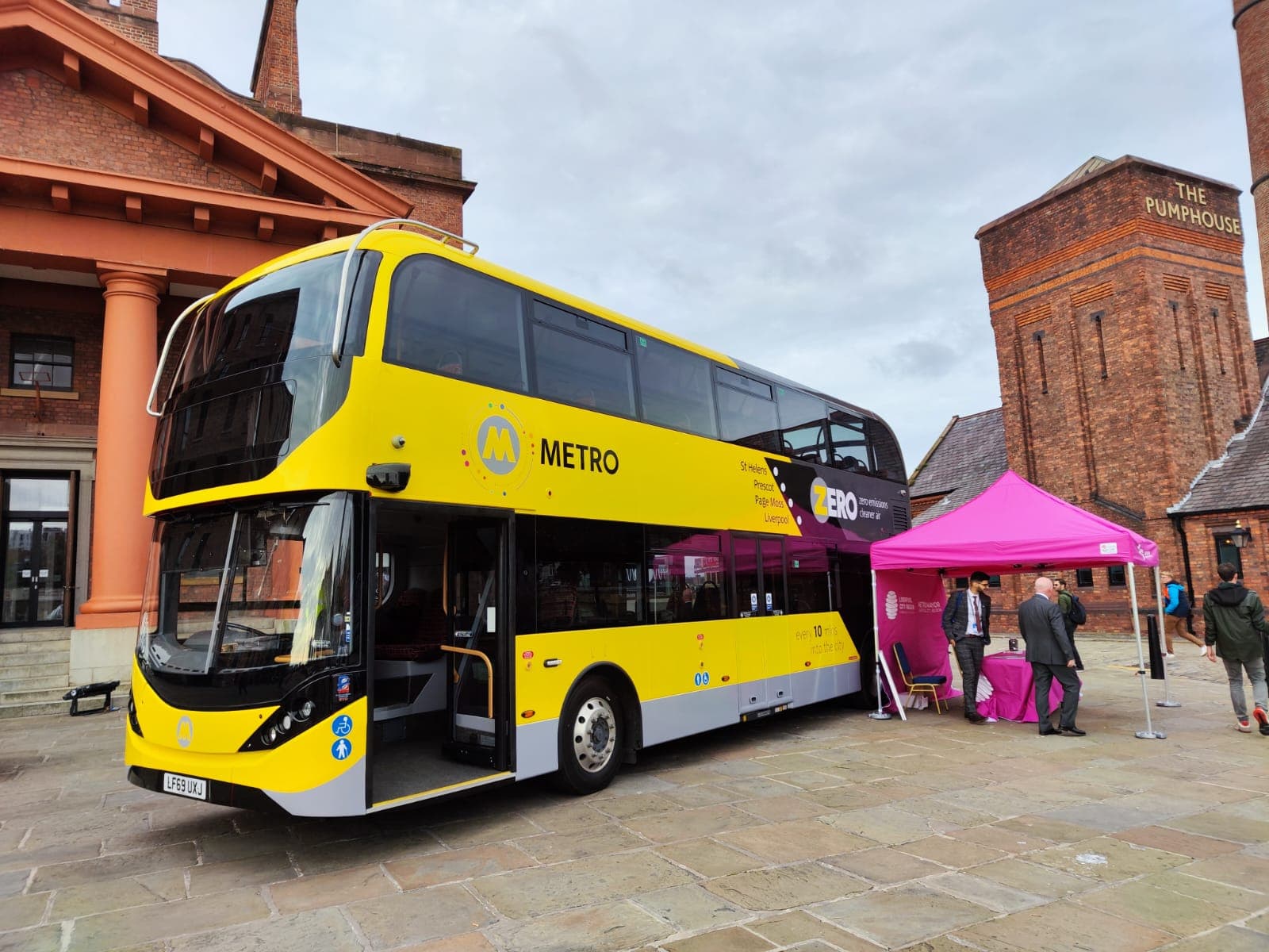 Liverpool Airport Transfer - Image 4